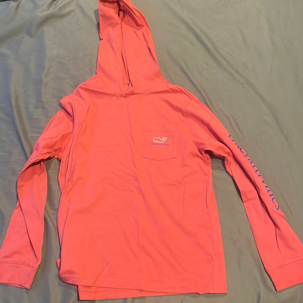 Long sleeve vineyard vine shirt